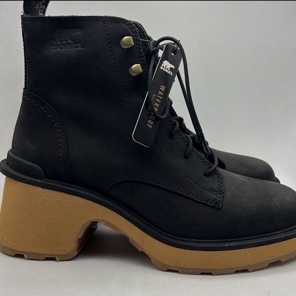 SOREL Hi-Line Heel Lace Chunky heel leather upper casual Boots NWB women 9