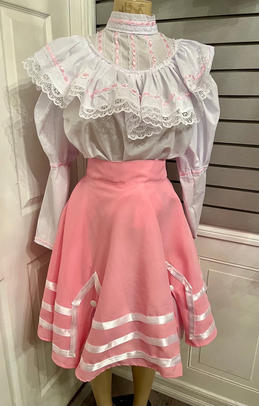 Nuevo León Folklorico Dress