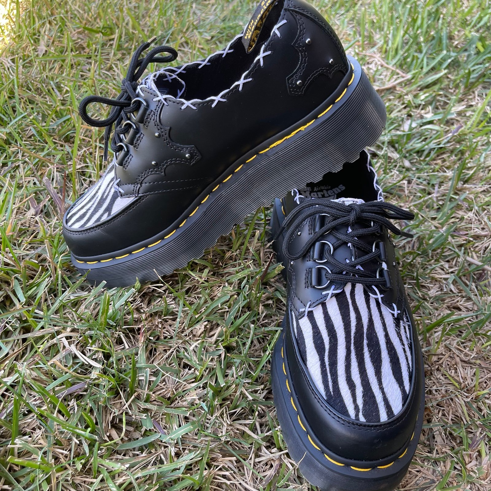 Dr. Martens Ramsey Quad 3i Black+Zebra Smooth+Hair On