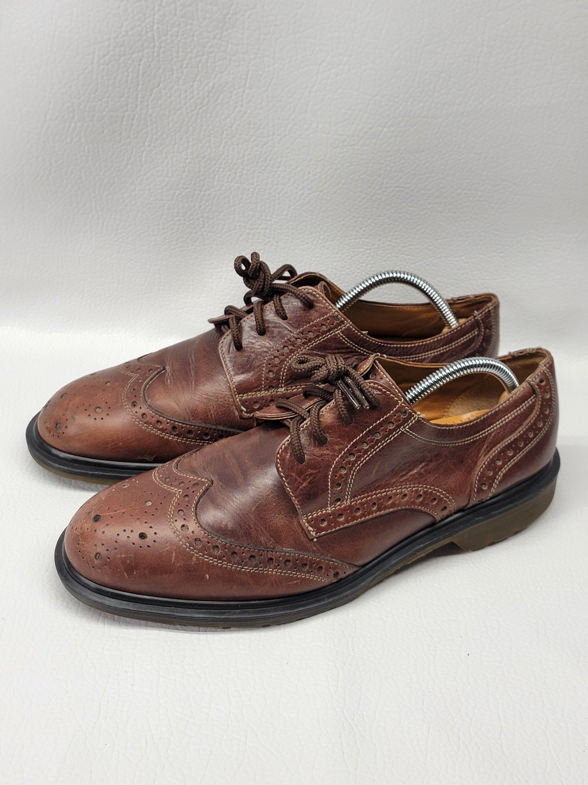 Dr Martens Brown Wingtip men shoes size 10 casual lace up Please check out pict