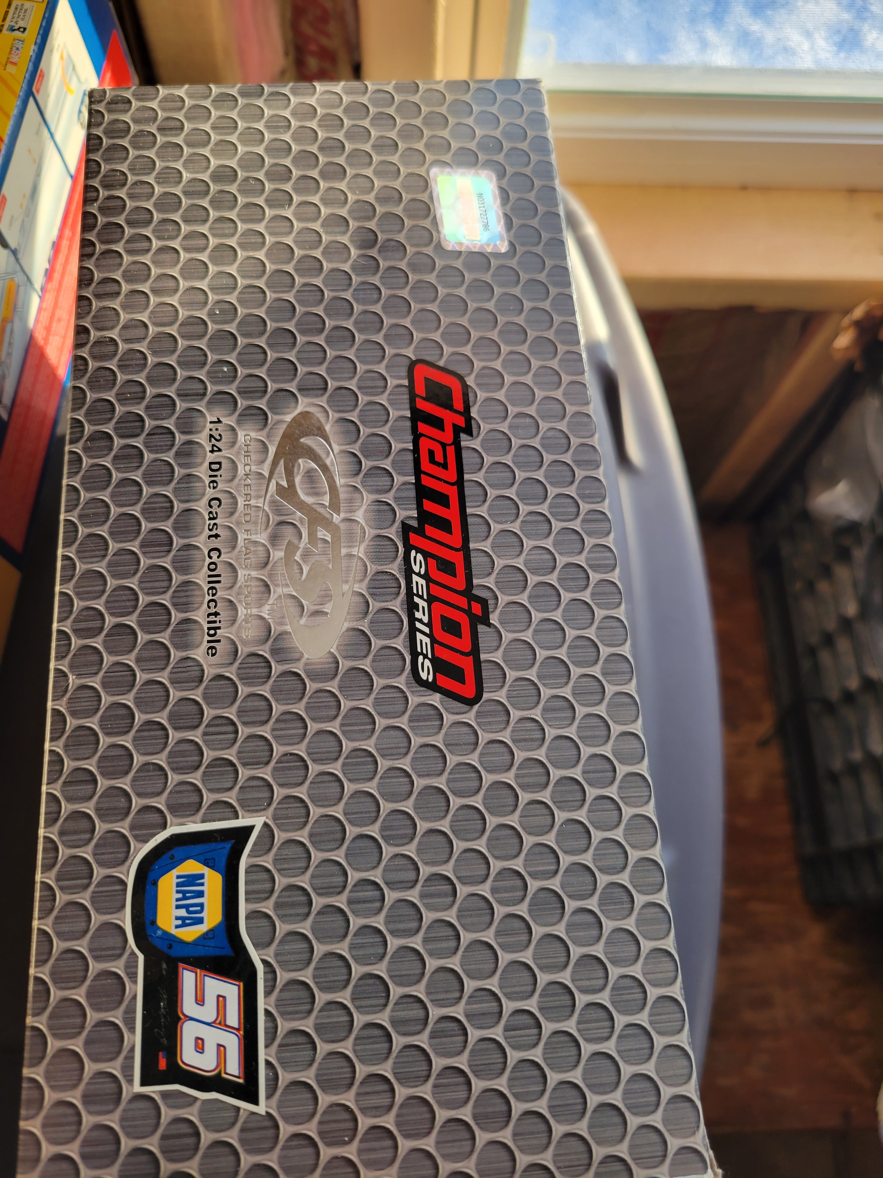 Nascar Champions napa #56 1:24
