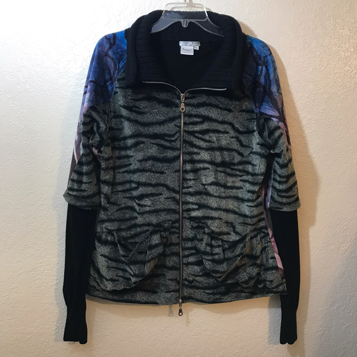 Alberto Makali Large Sweater