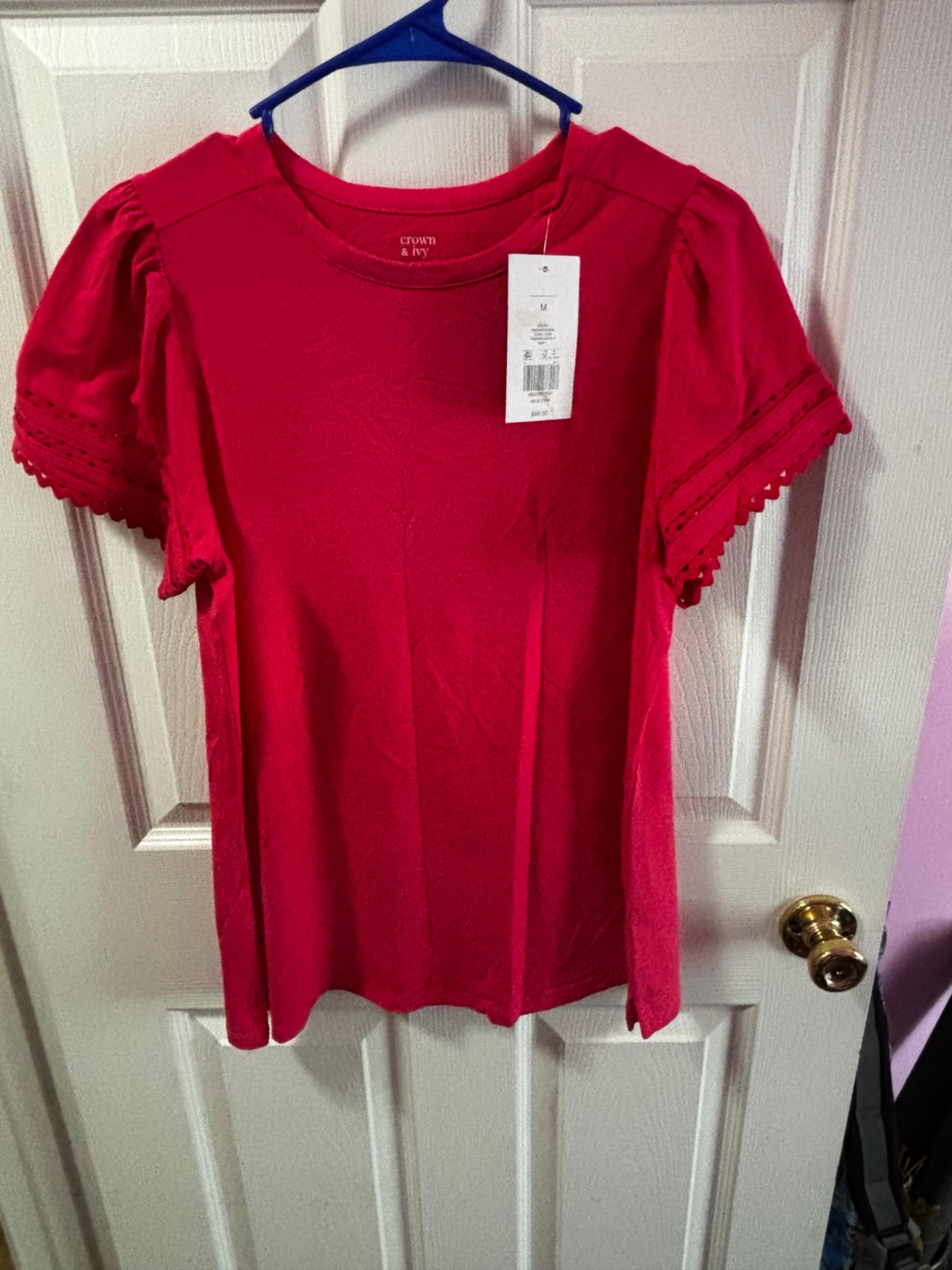NWT Crown & Ivy Medium Top