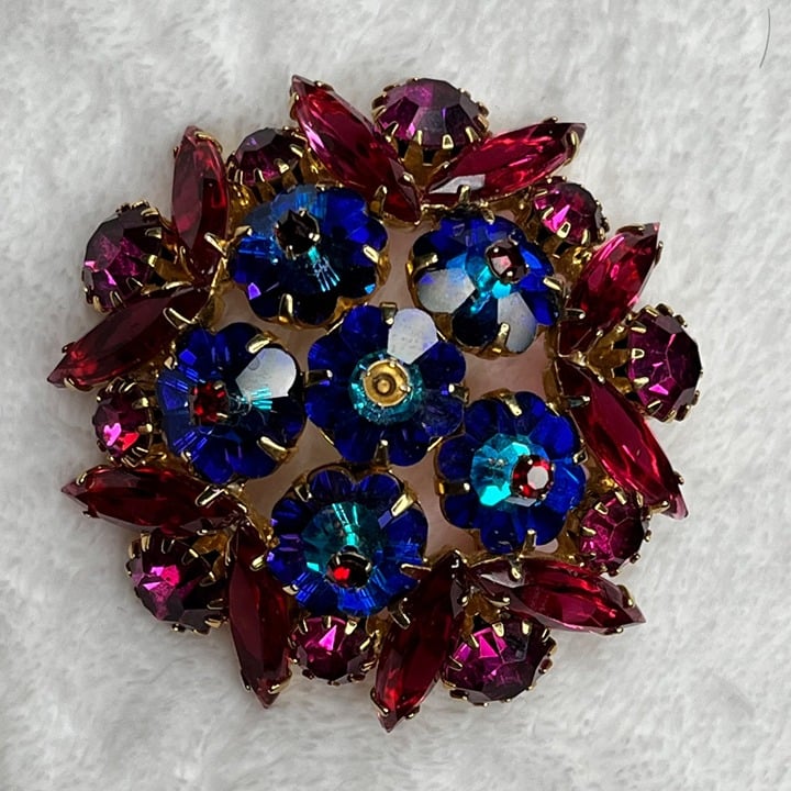 Vintage Oscar Charlin Rhinestone Brooch BLUE & MAGENTA