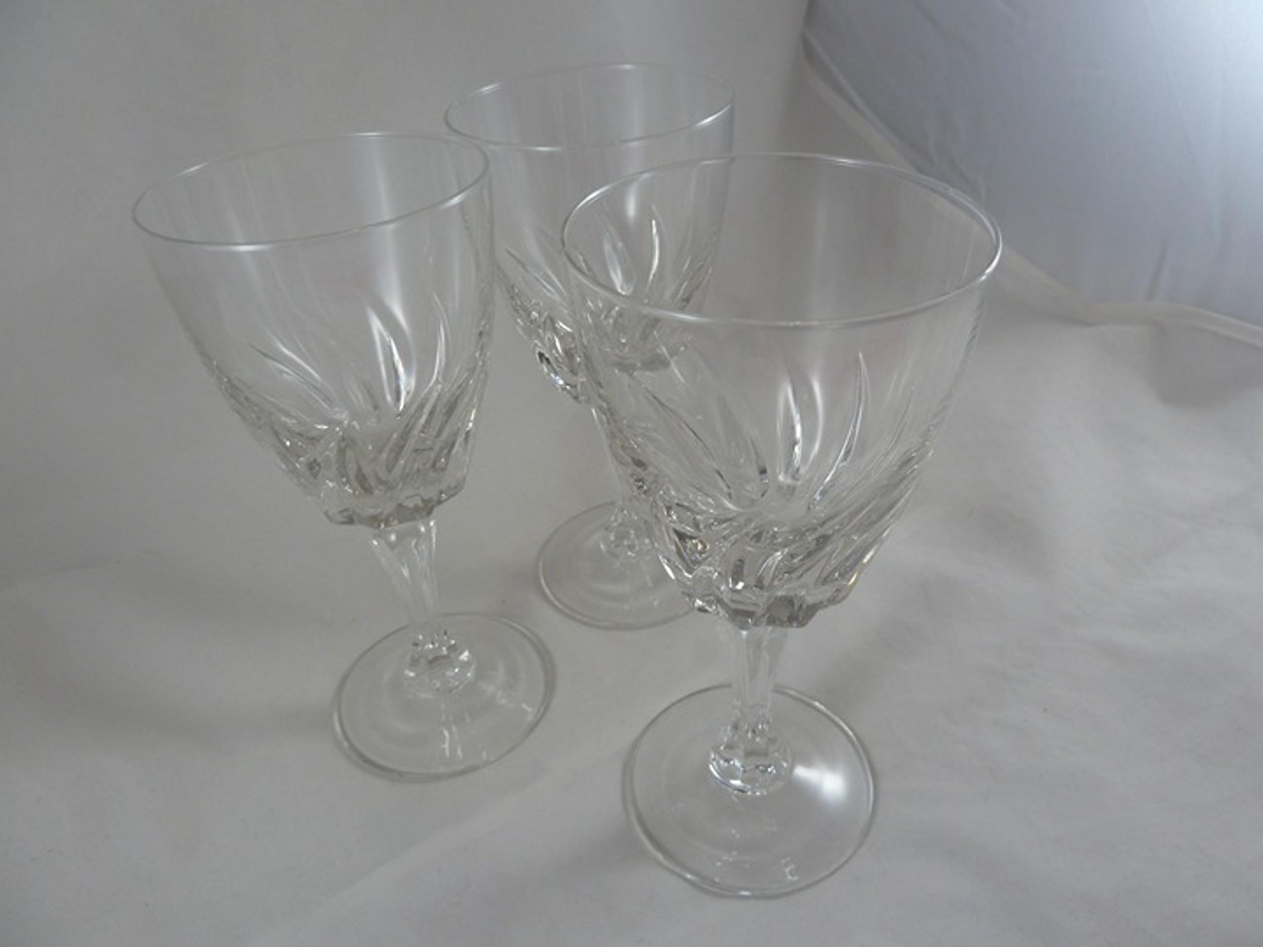 Cristal D'arques/Durand Clear Flamenco 6 oz Wine Glass lot of 3
