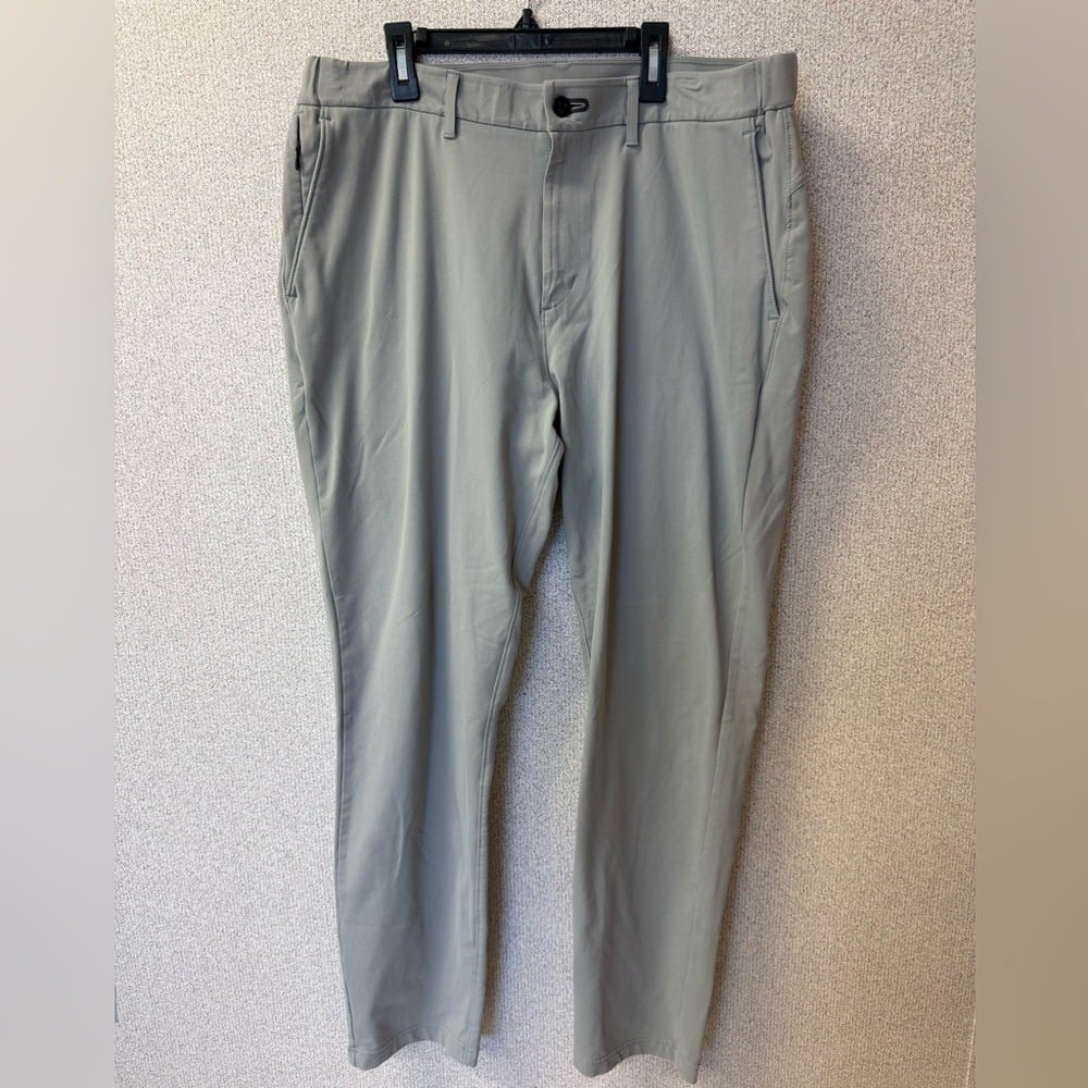 Public Rec Gamechanger Mens Size 38 Stretch Performance Gray Slim Straight Pants