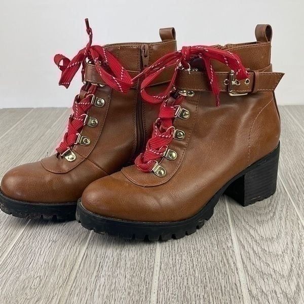 Material Girl Women's Brown Platform Hillari Chunky Combat Boots Size 7.5