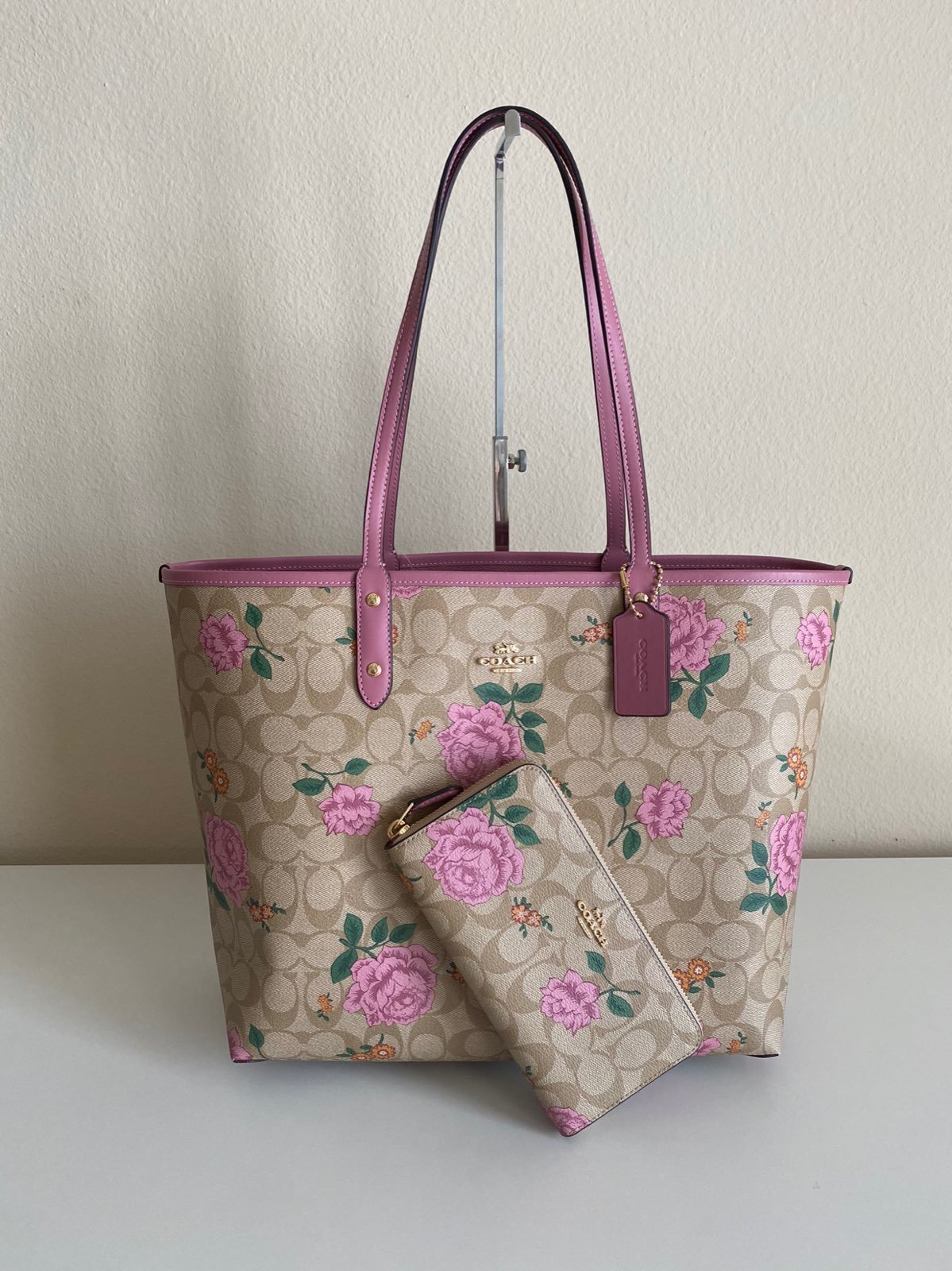 Coach purse and wallet set