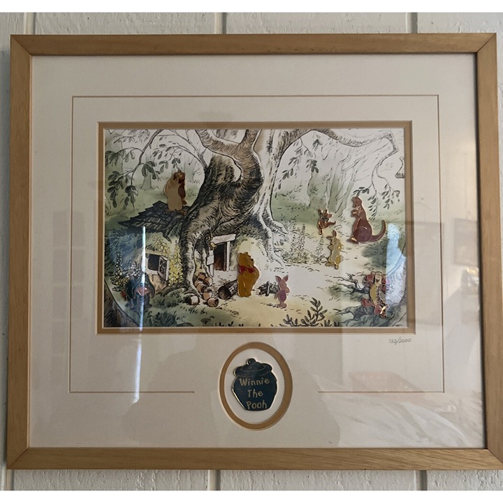 Disney Winnie the Pooh and Friends Eeyore Tigger Owl Kanga Framed LE#782 Pin Set