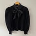 NEW ALICE + OLIVIA alice + olivia women brentley bow tie neck blouson sleeve top