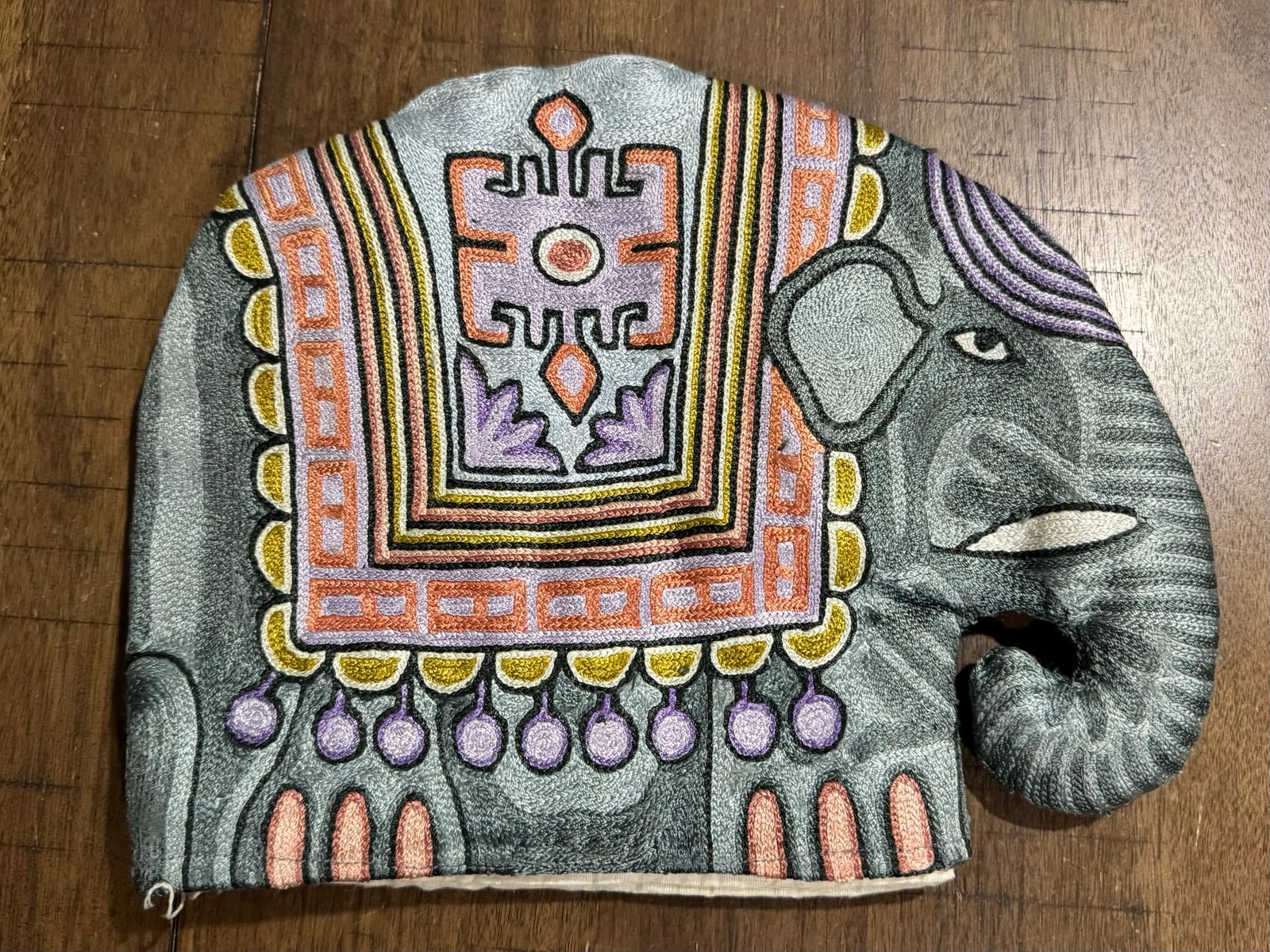 Vtg Elephant Teapot Cozy Insulated Pad Embroidered Chain Stitched Indian Decor