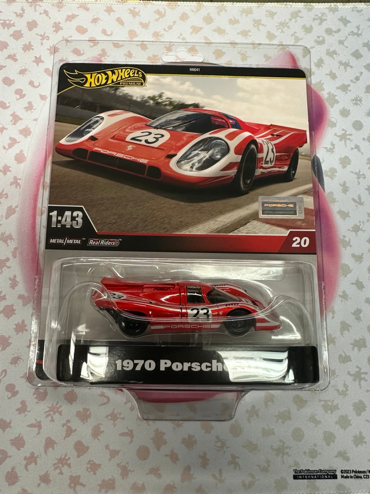 Hot Wheels 1:43 scale Porsche