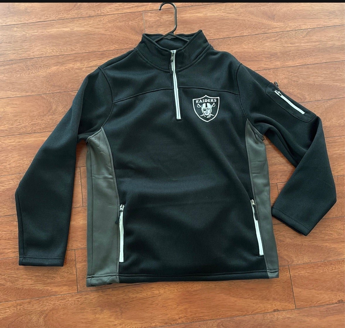 Las Vegas Raiders NFL Team Apparel 1/4 Zip Up Black Knit Pullover