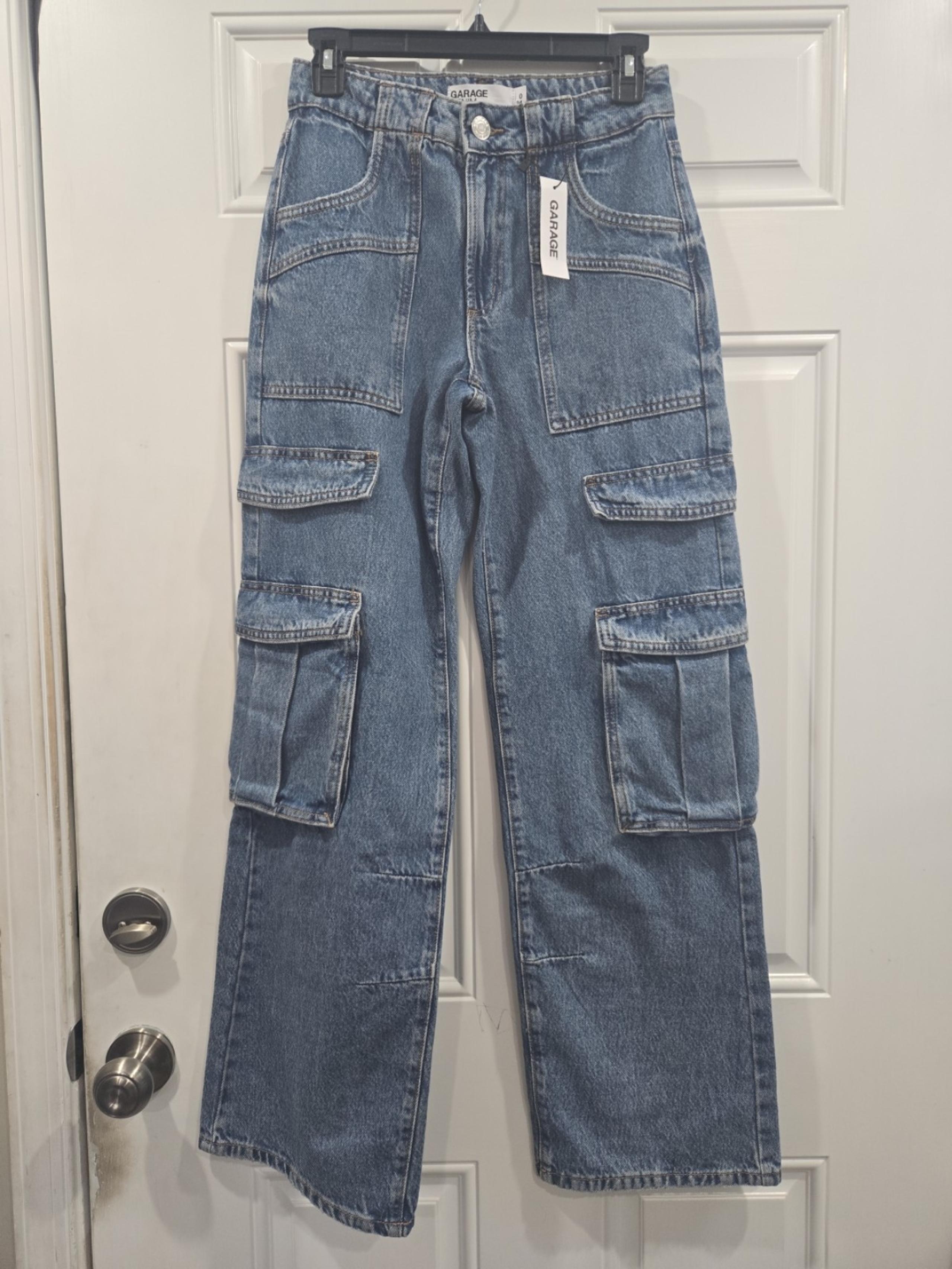 Garage High Rise Wide Cargo Jeans Size 0 NWT