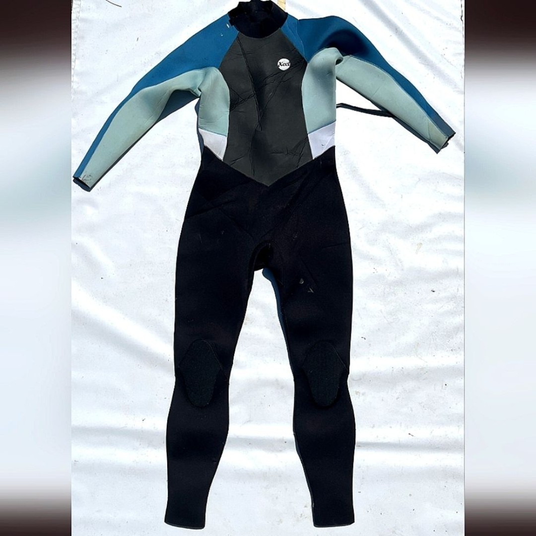 Xcel Womens full coverage black and blue beach surfers neoprene Wetsuit size 12