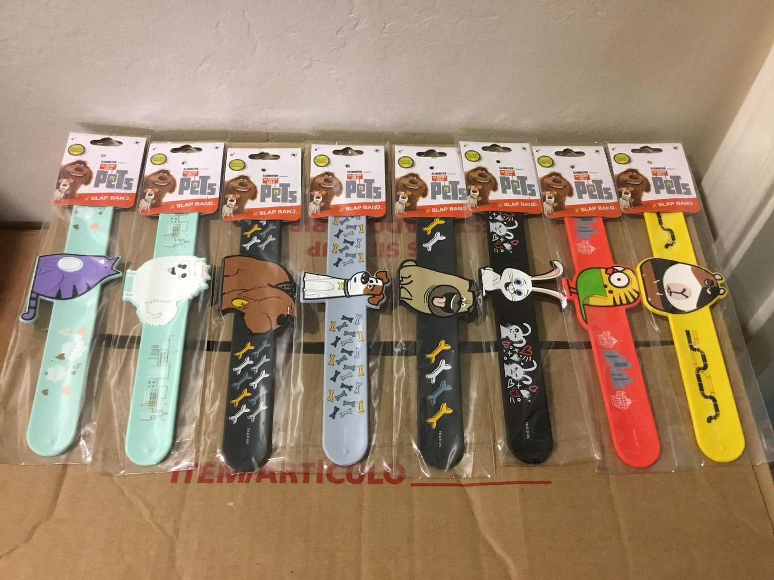 Secret Life of Pets 8 slap bands