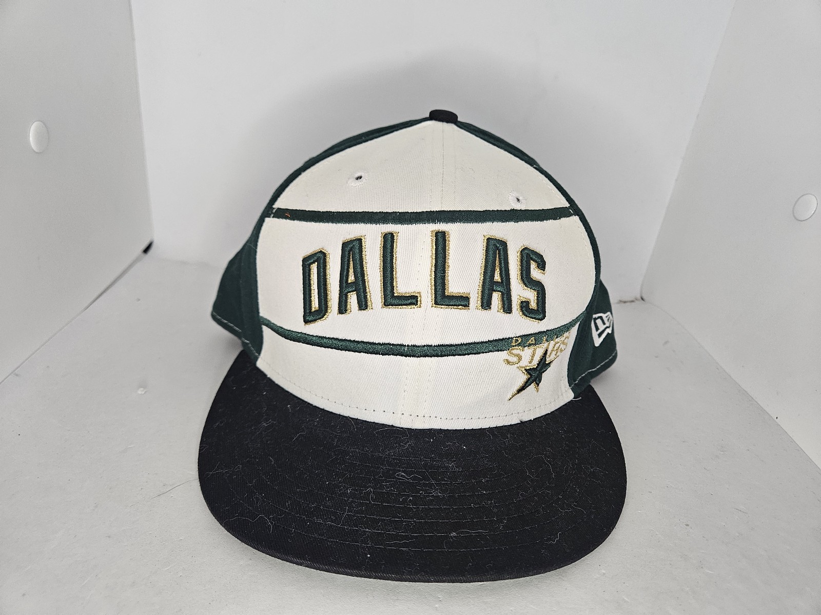 Vintage Dallas Stars Big Logo New Era Snapback Hat 90s NHL Vtg Used Condition.