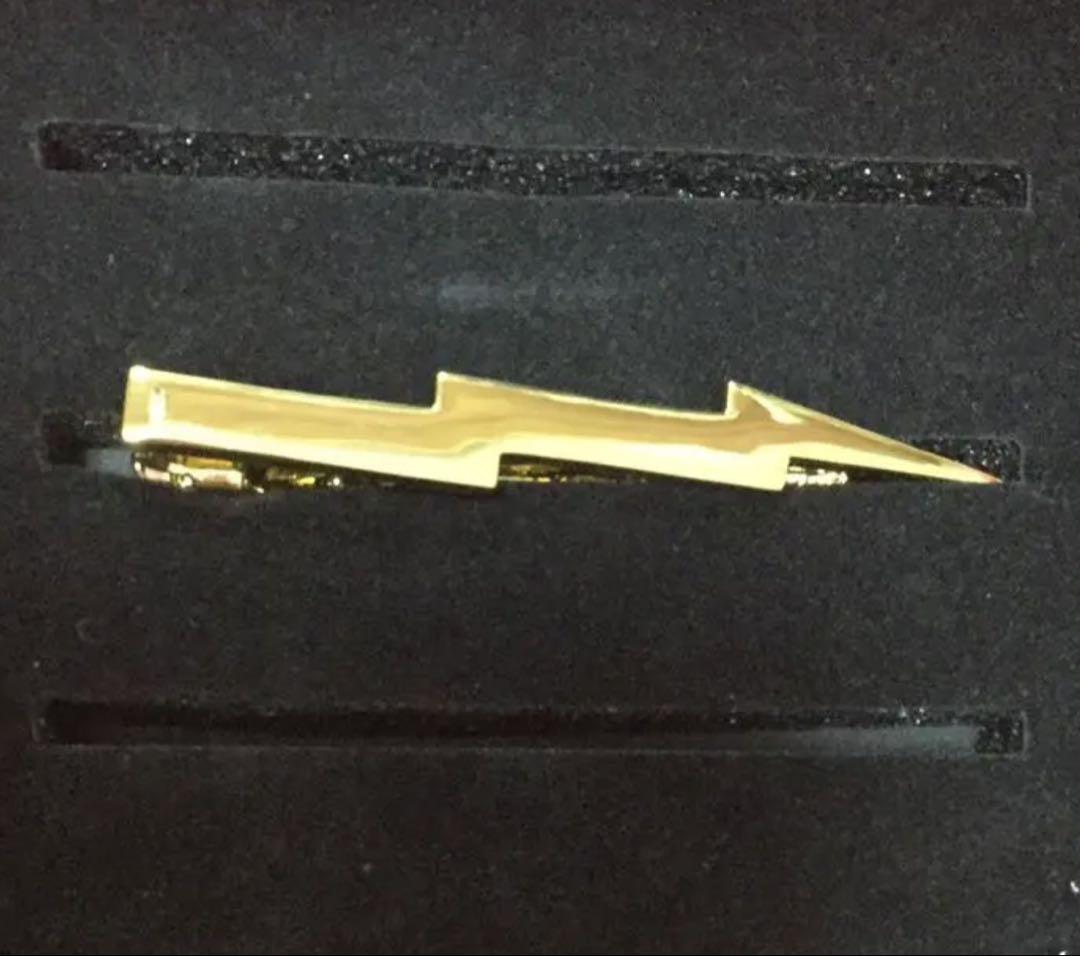 ★Thunder Tie Pin Gold Color