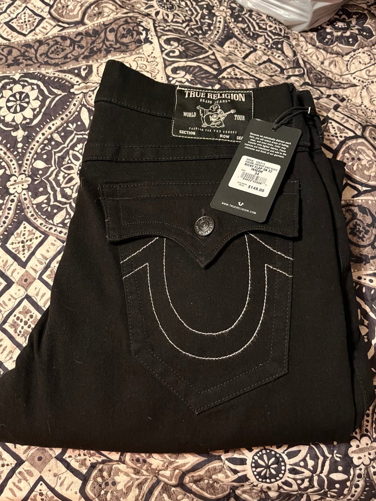 True Religion Black Denim Jeans. “Ricky Flap Relaxed Straight”. Men’s size 34x32