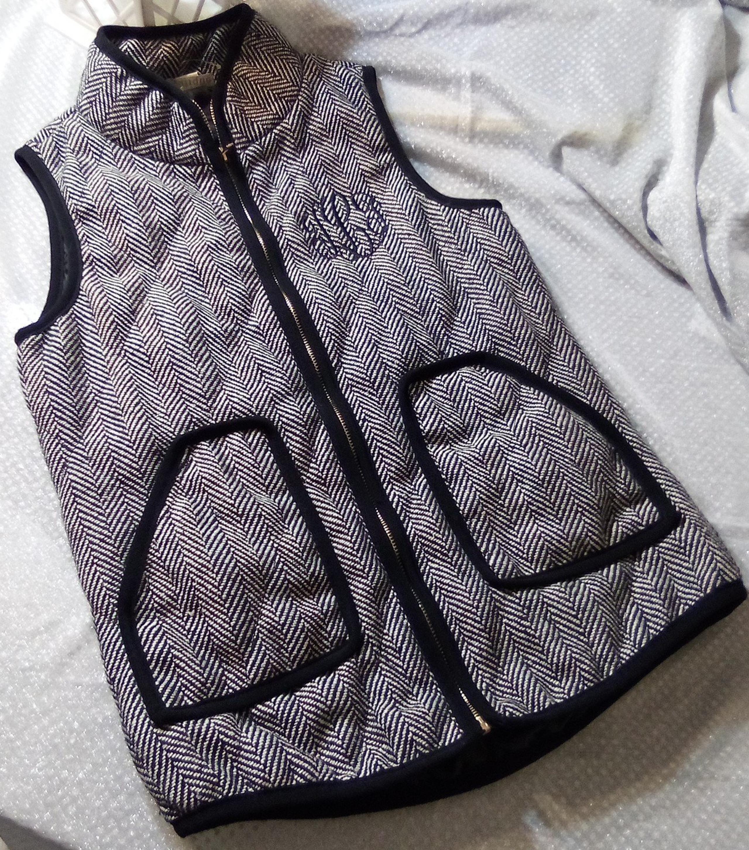 Women's Casual Vest Size S Black & white