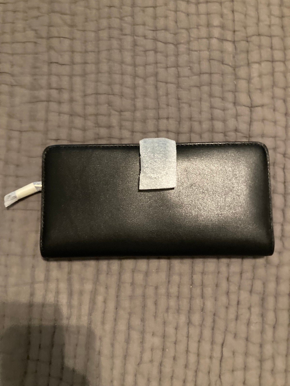 BRAND NEW-COACH Skinny Wallet