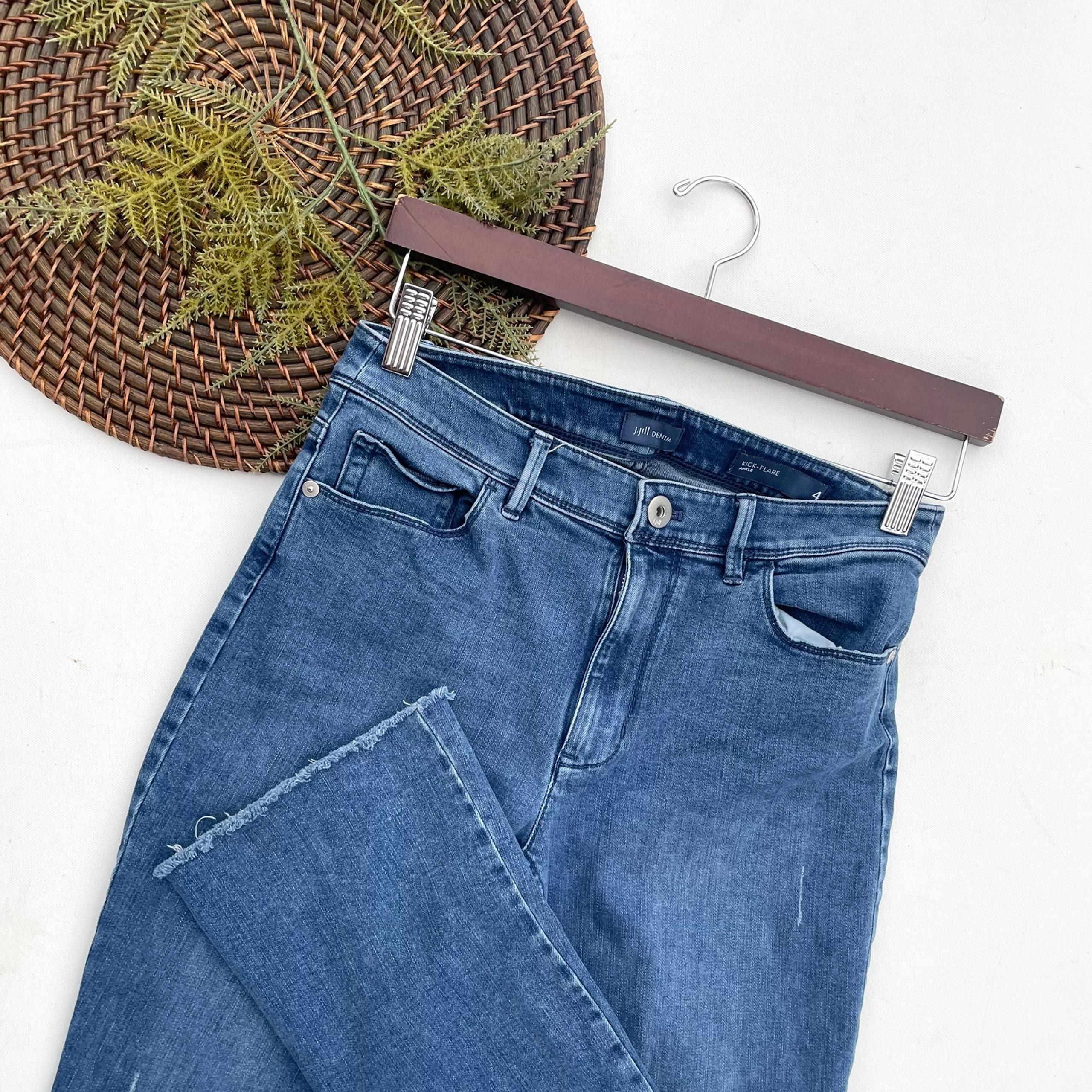 J Jill Womens Jeans Blue Denim Kick Flare Ankle Minor Distressing Stretch 4