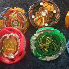 8 Beyblades