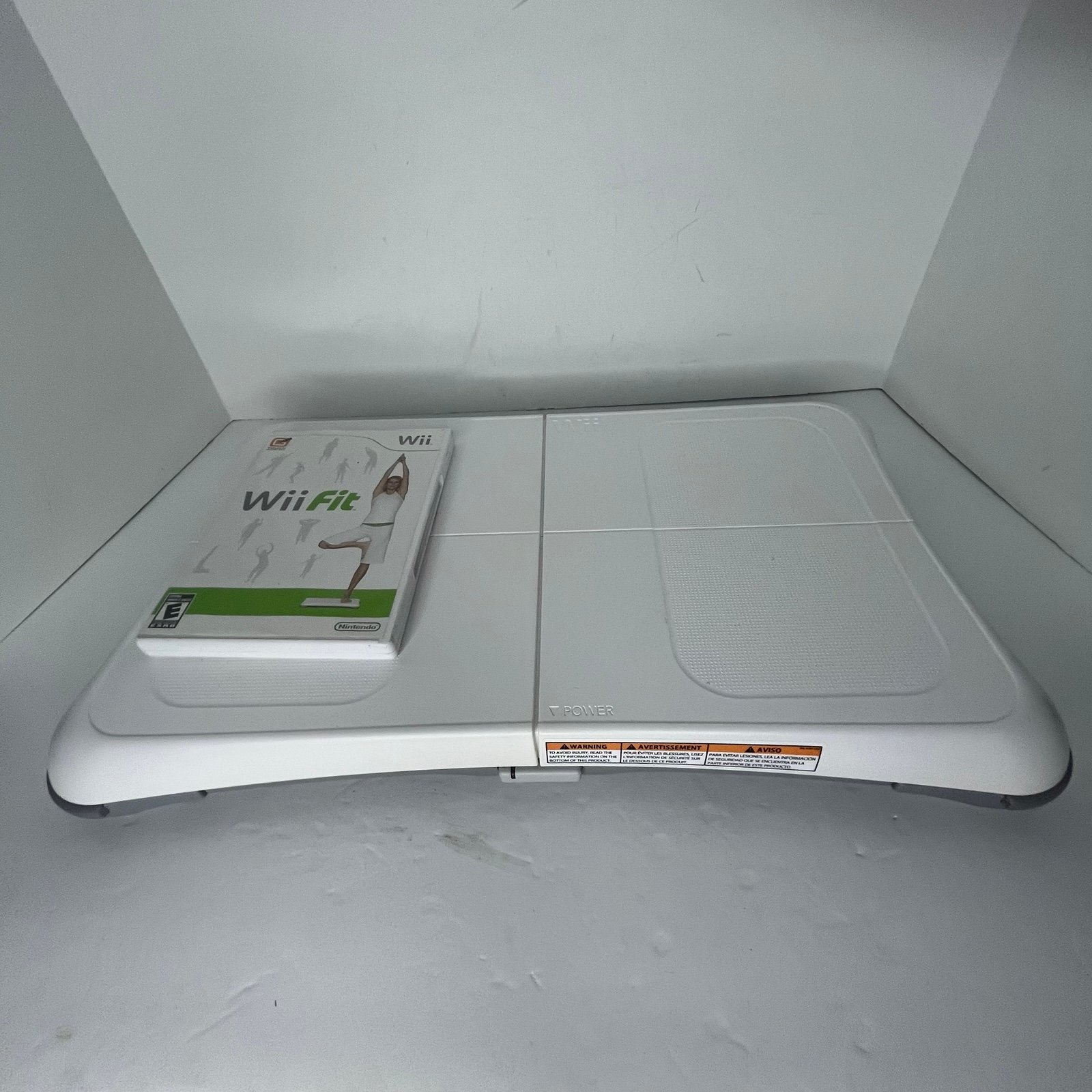Nintendo WII fit balance board RVL-021 with game