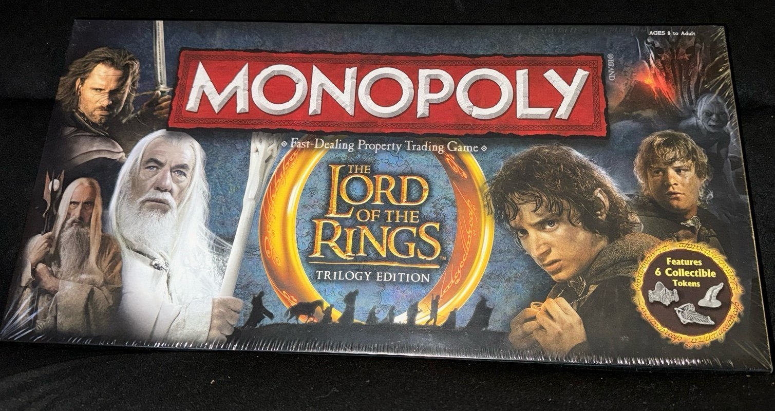Lord of the Rings Monopoly: 2012 Trilogy Edition - COMPLETE