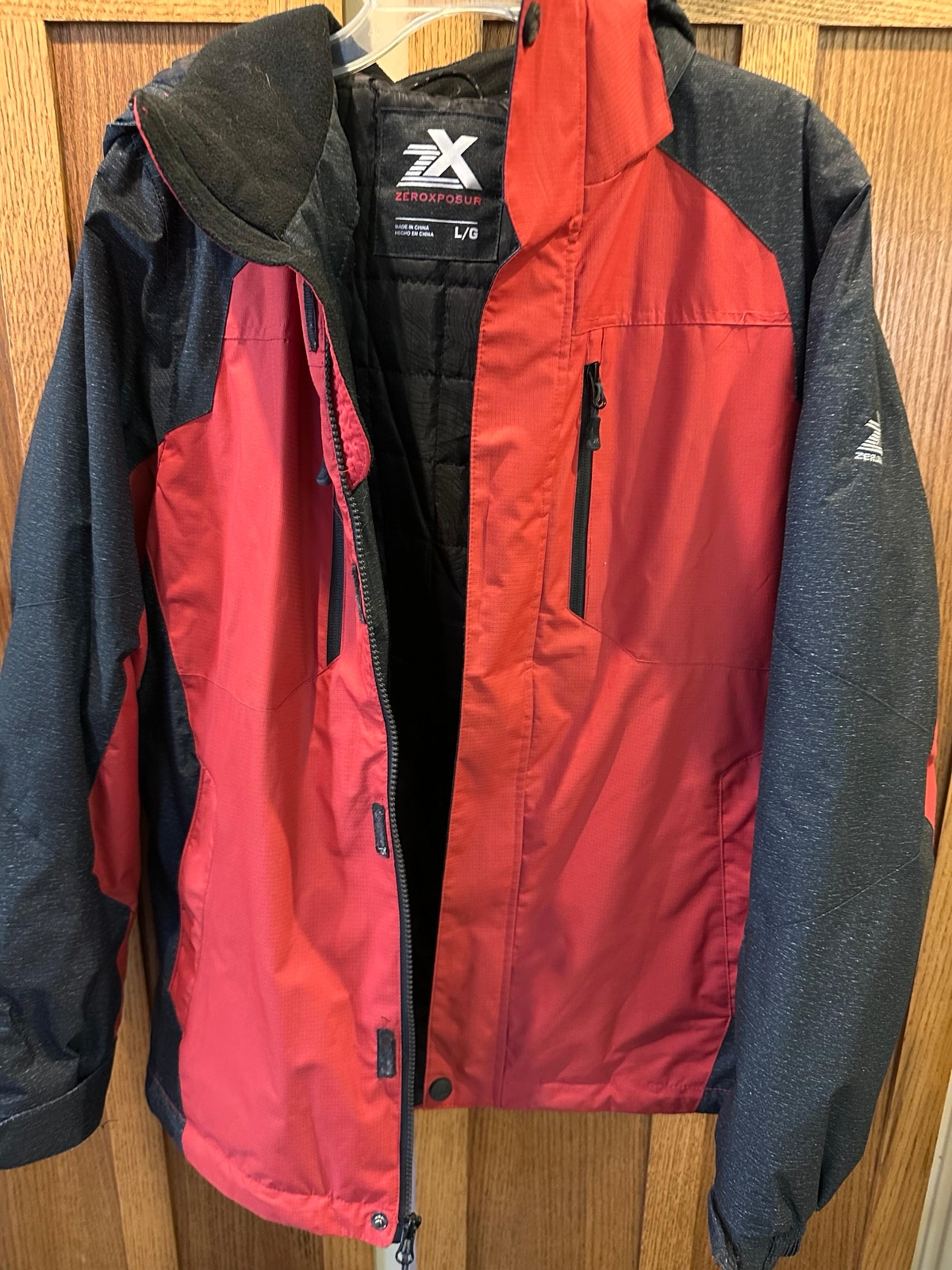 Men’s coat size LG