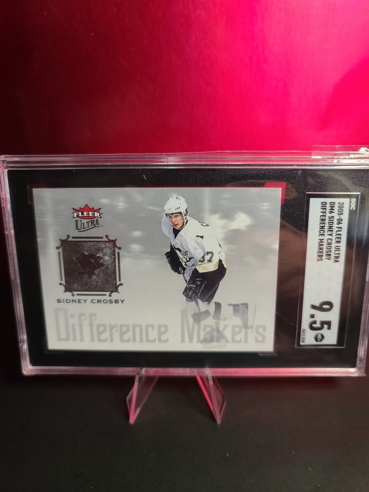 Sidney Crosby Fleer Rookie Difference Makers SGC 9.5