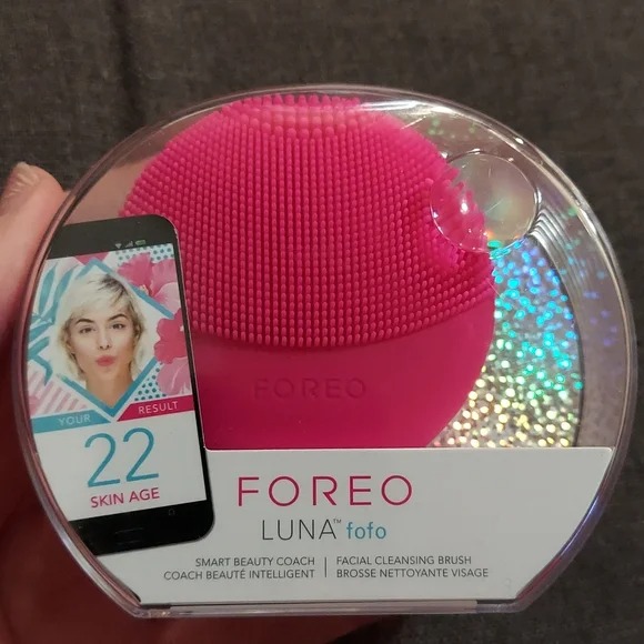 Fuchia - Forea Luna Fofo Cleansing Brush