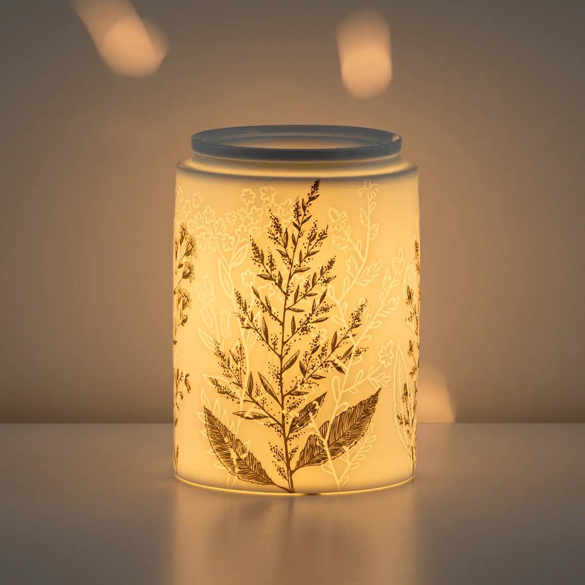 New NIB Scentsy Golden Meadow Warmer