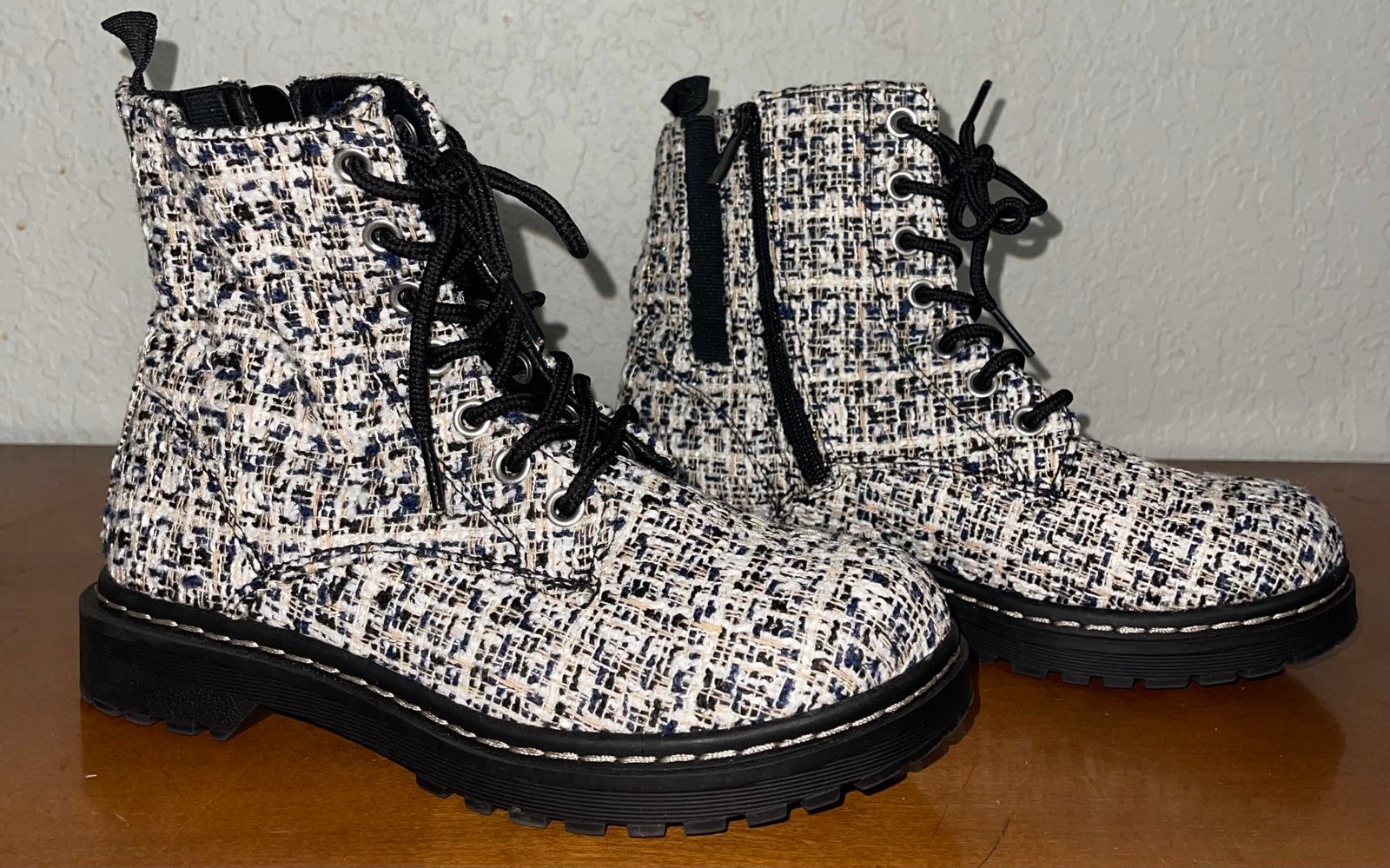 Torrid Boucle Combat Boot Black Tweed Lace Up Boot Size 7.5 WW