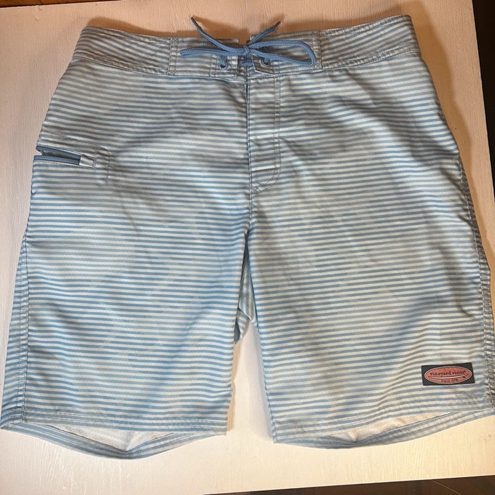 Vineyard Vines Blue Striped Shark Swim trunks Mens Size