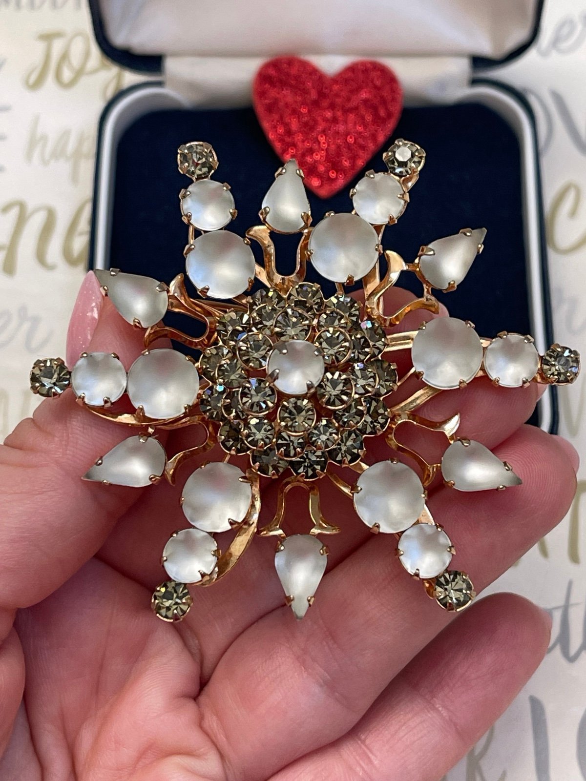 vintage brooch glass ice stone crystal pave Vintage 1940-50 Beautiful