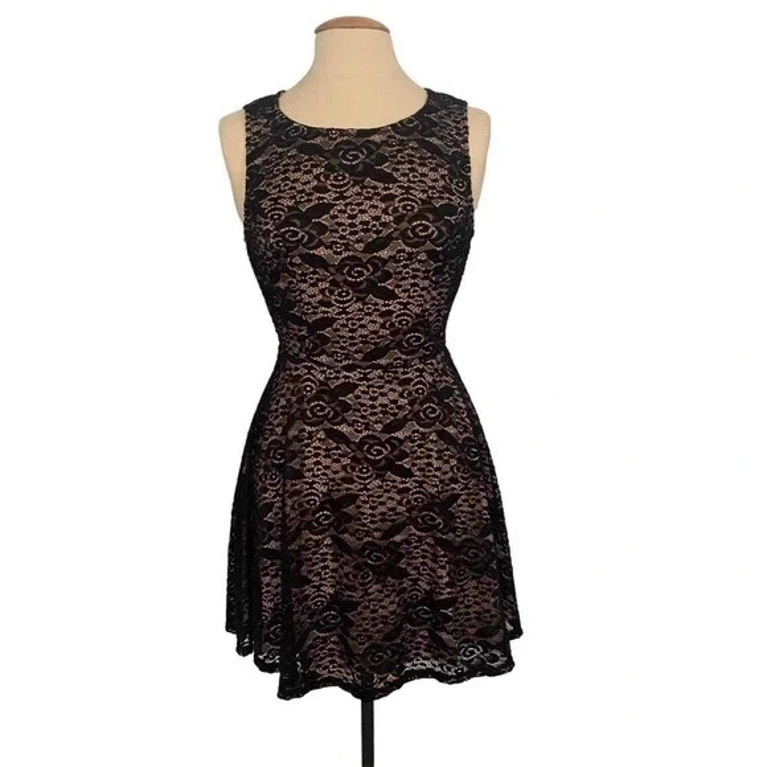 City Triangles Lace Floral Print Dress