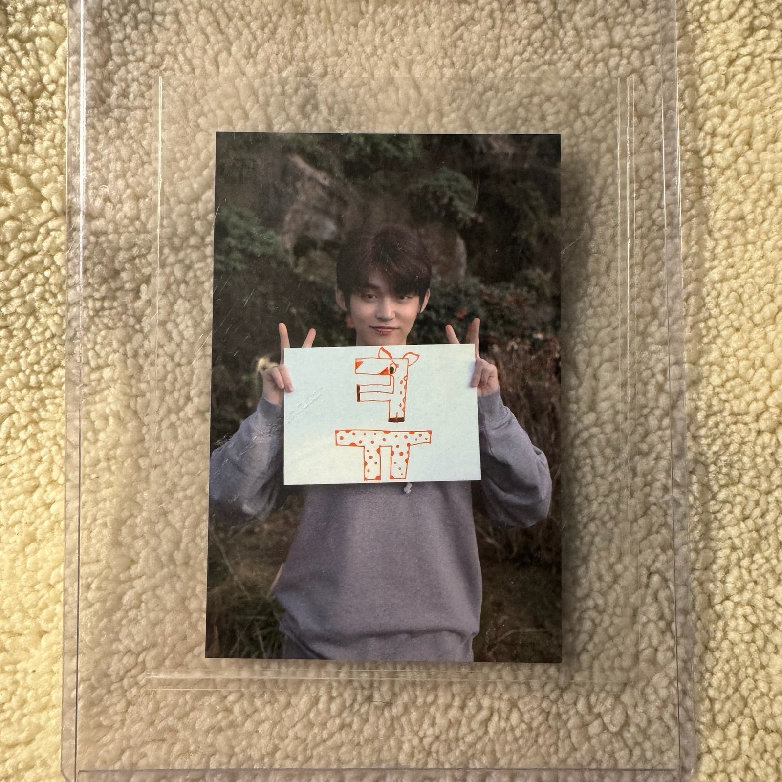 Txt yeonjun crown broadcast photocard