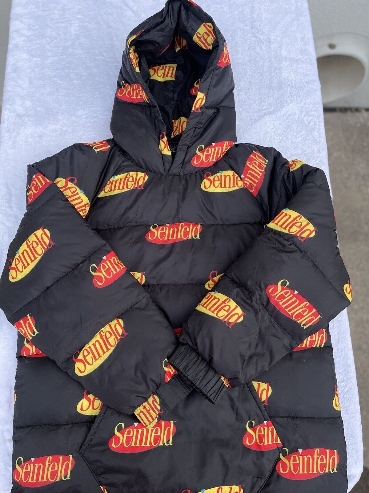 Dumbgood Seinfeld Black Licensed Puffer Jacket Coat Hoodie Pullover Medium M