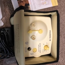Medela breast pump