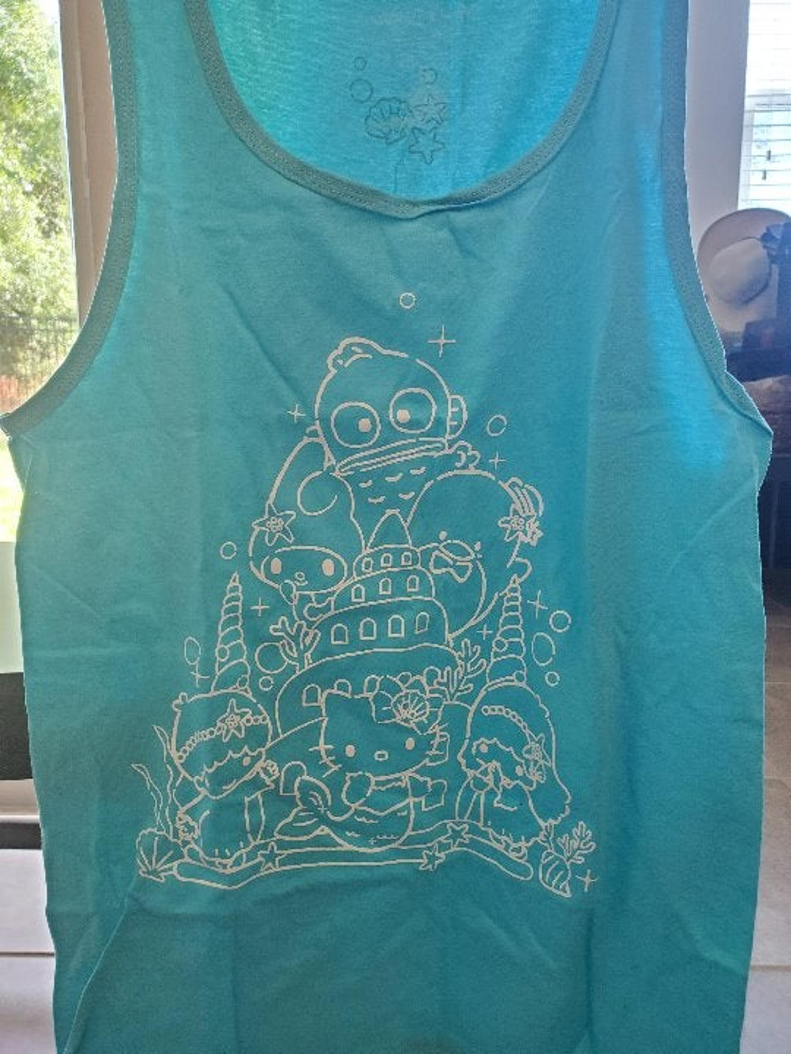 Hello Kitty  Mermaid Tank Adult Med