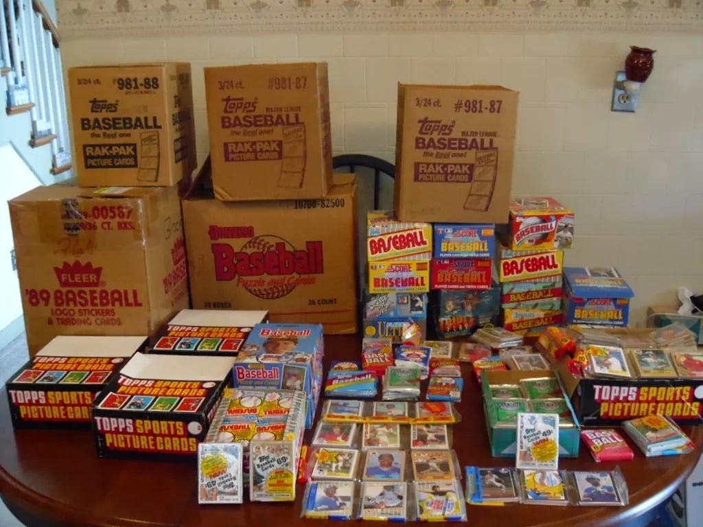 220 Cards In Old Unopened Baseball Card Packs From Old Mom And Pop Corner Store