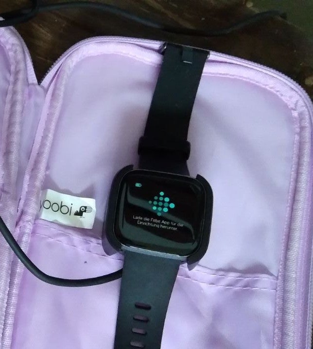Fitbit Versa Smartwatch