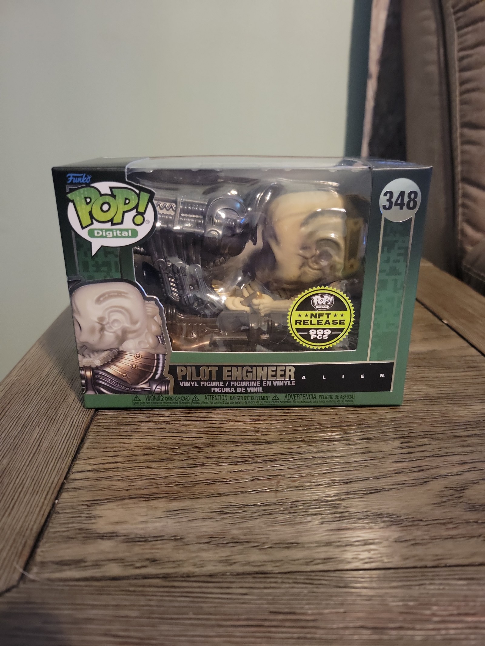 Funko Pop Alien NFT Pilot Engineer