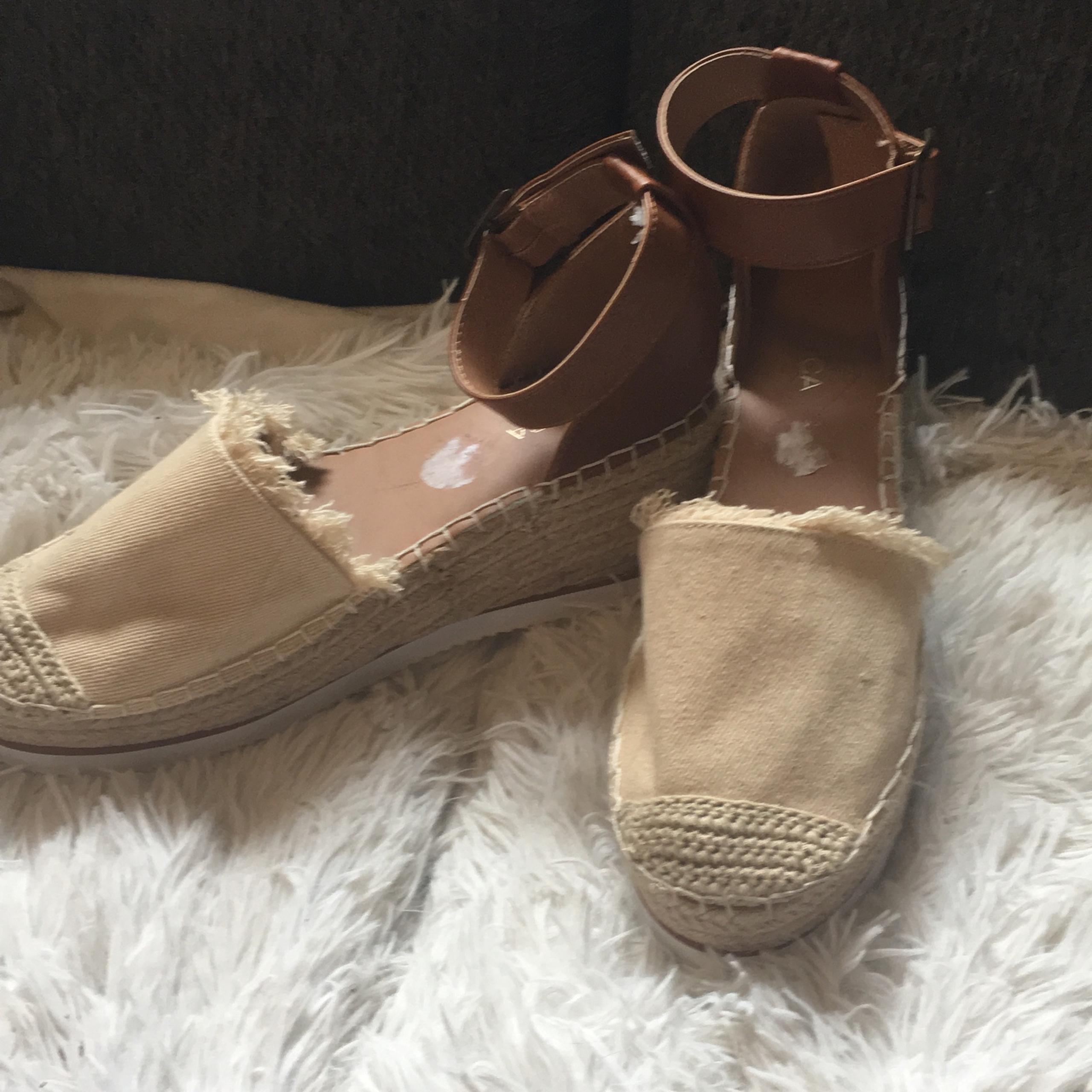 NWT NAUTICA Beige Wedges With Brown Ankle Straps