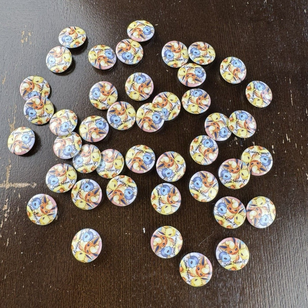 Pokemon Pinback Buttons 1” Lot Of 40 Flareon Vaporeon Jolteon Eevee Evolutions