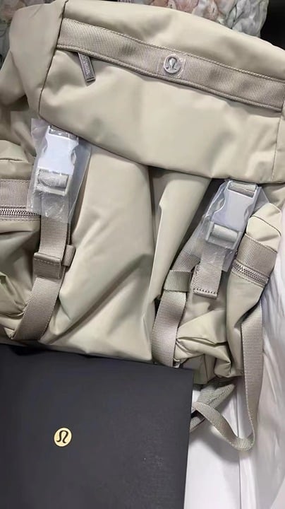lululemon wunderlust 14L