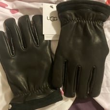 Ugg leather gloves NWT black large