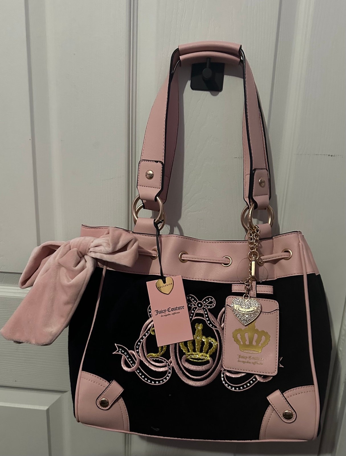 NWT Juicy Couture JC Pink and Black Day Dreamer