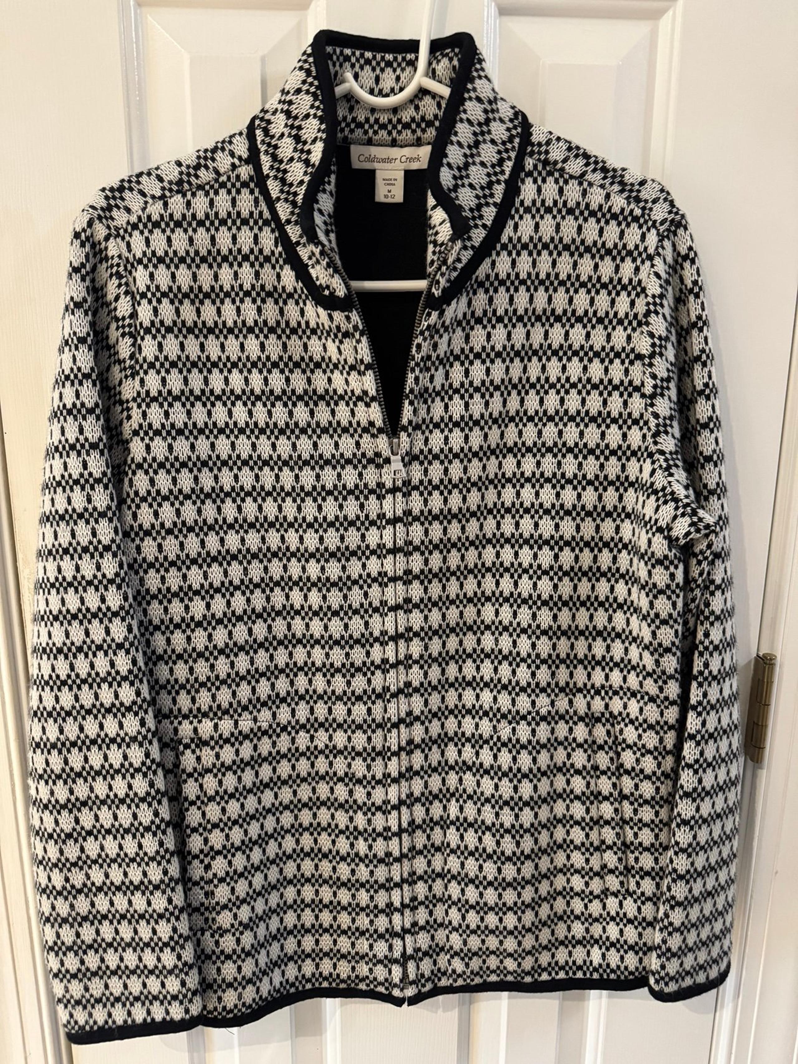 Women’s Coldwater Creek zip-up knit sweater jacket.  Size M